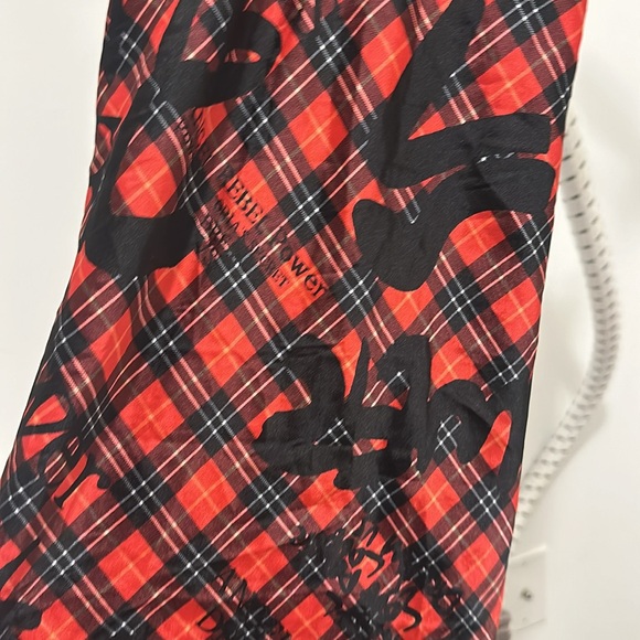 Victoria secret Valentine’s Day lingerie - Picture 3 of 5